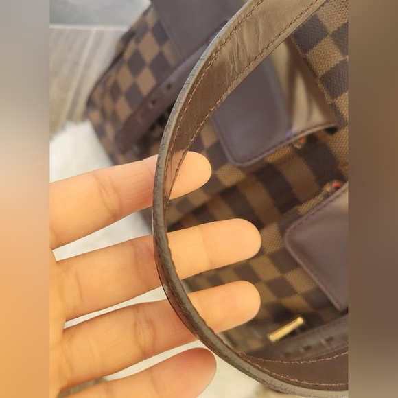 Damier Ebene Uzes Tote Bag - Picture 10 of 16